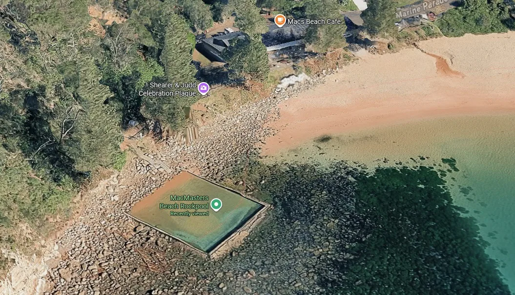 MacMasters Beach Rock Pool