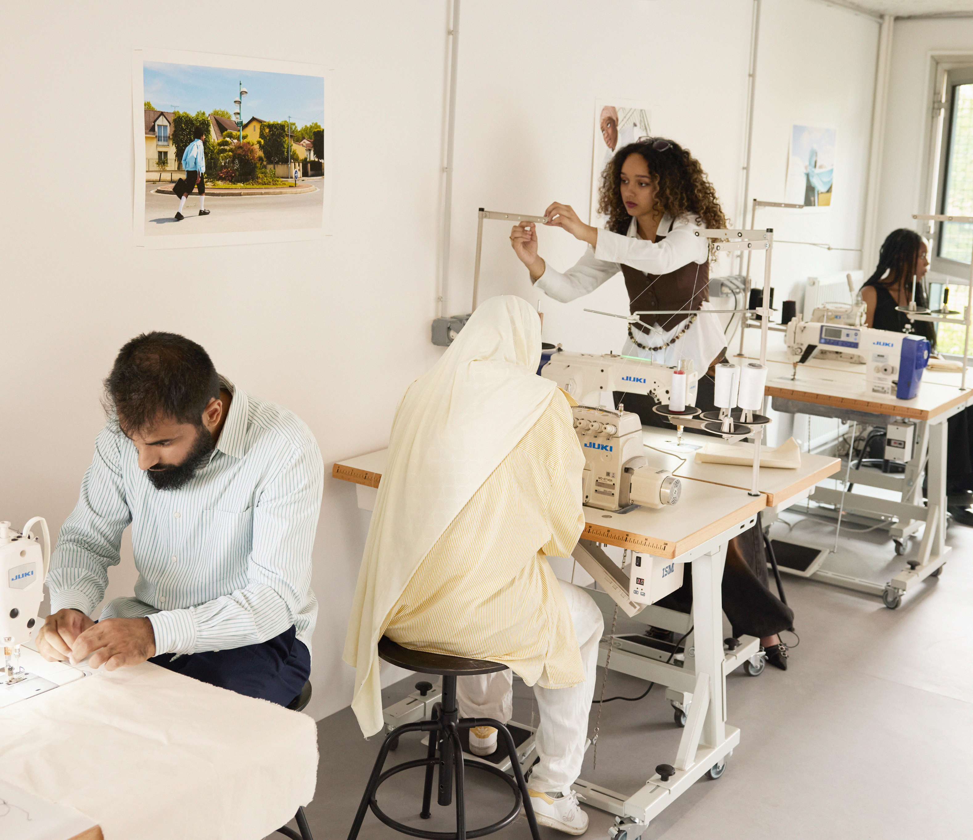 Mode, diversité et impact : la collaboration inspirante et durable entre 0.93 Lab et Kering