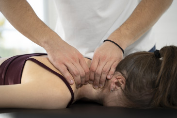 Considering a Chiropractor? Here’s Why You Should