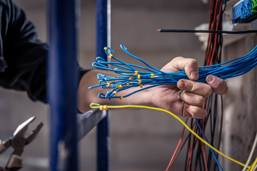 que colores de cables electricos hay en espana