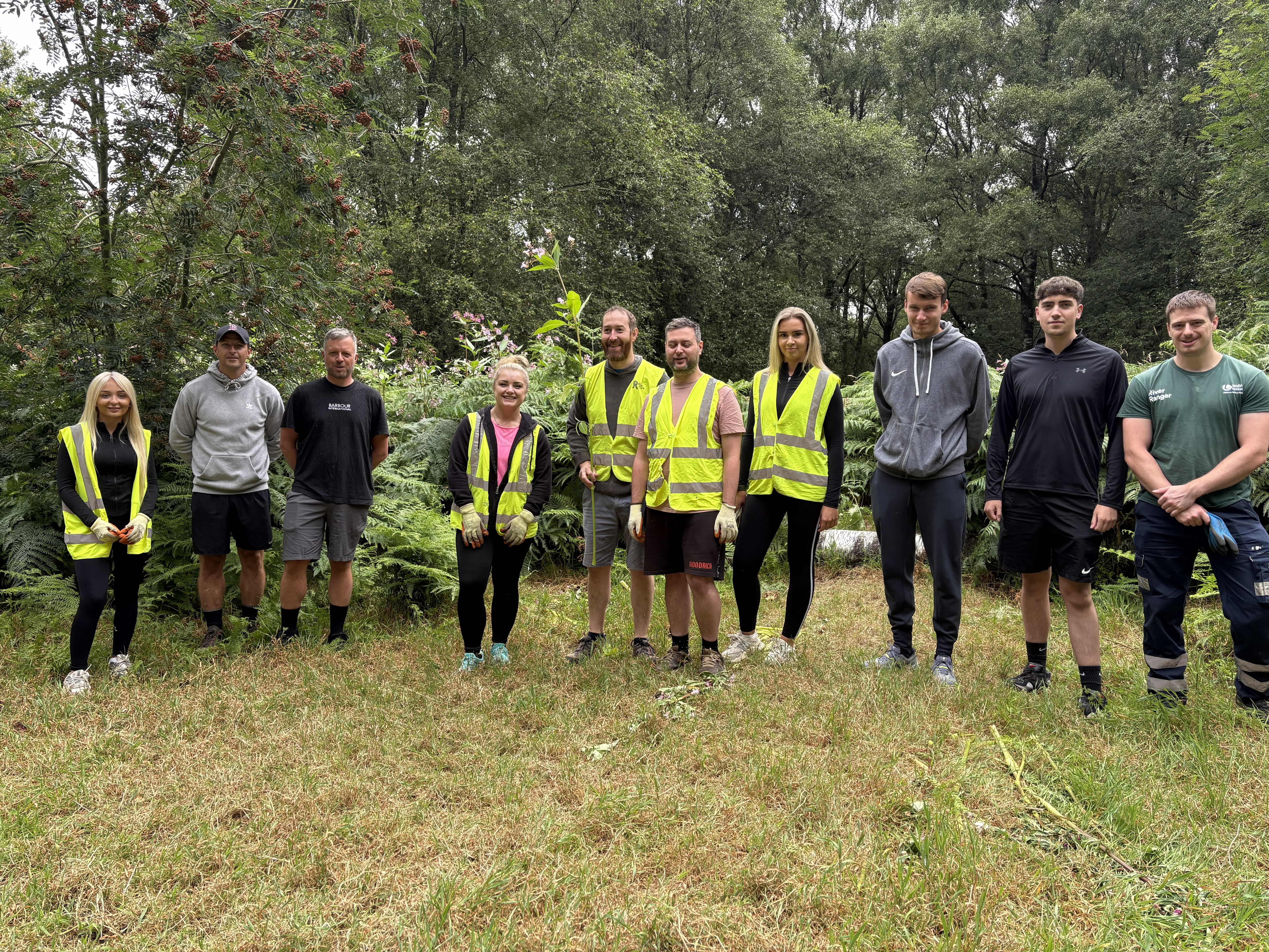 Bowker MINI Team Supports Ribble Rivers Trust Volunteer Day