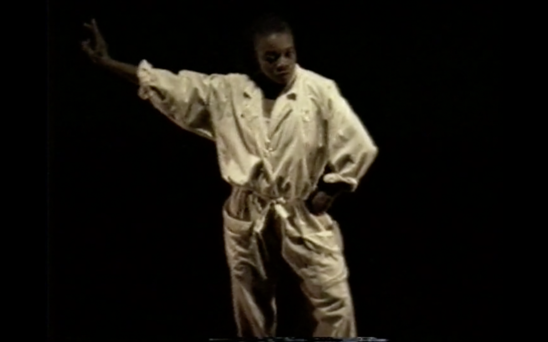 Video still from recording of Blondell Cummings, 3B49 at The Kitchen, November 30–December 3, 1989. Video recording from the collection of The Kitchen Archive, ca. 1971–1999. The Getty Research Institute. Courtesy of The Estate of Blondell Cummings. 