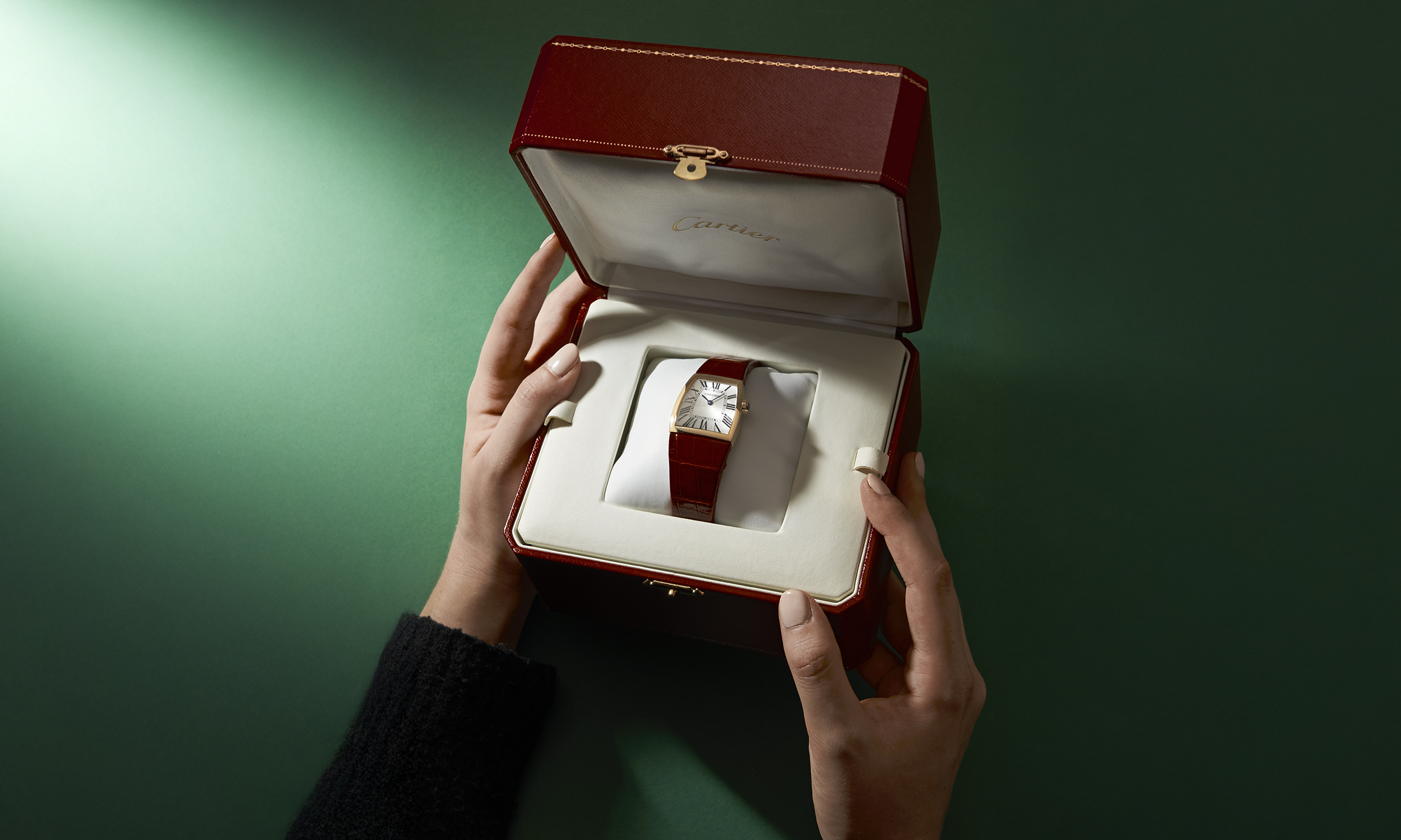 Cartier – History, Foundation & Iconic Watch Models