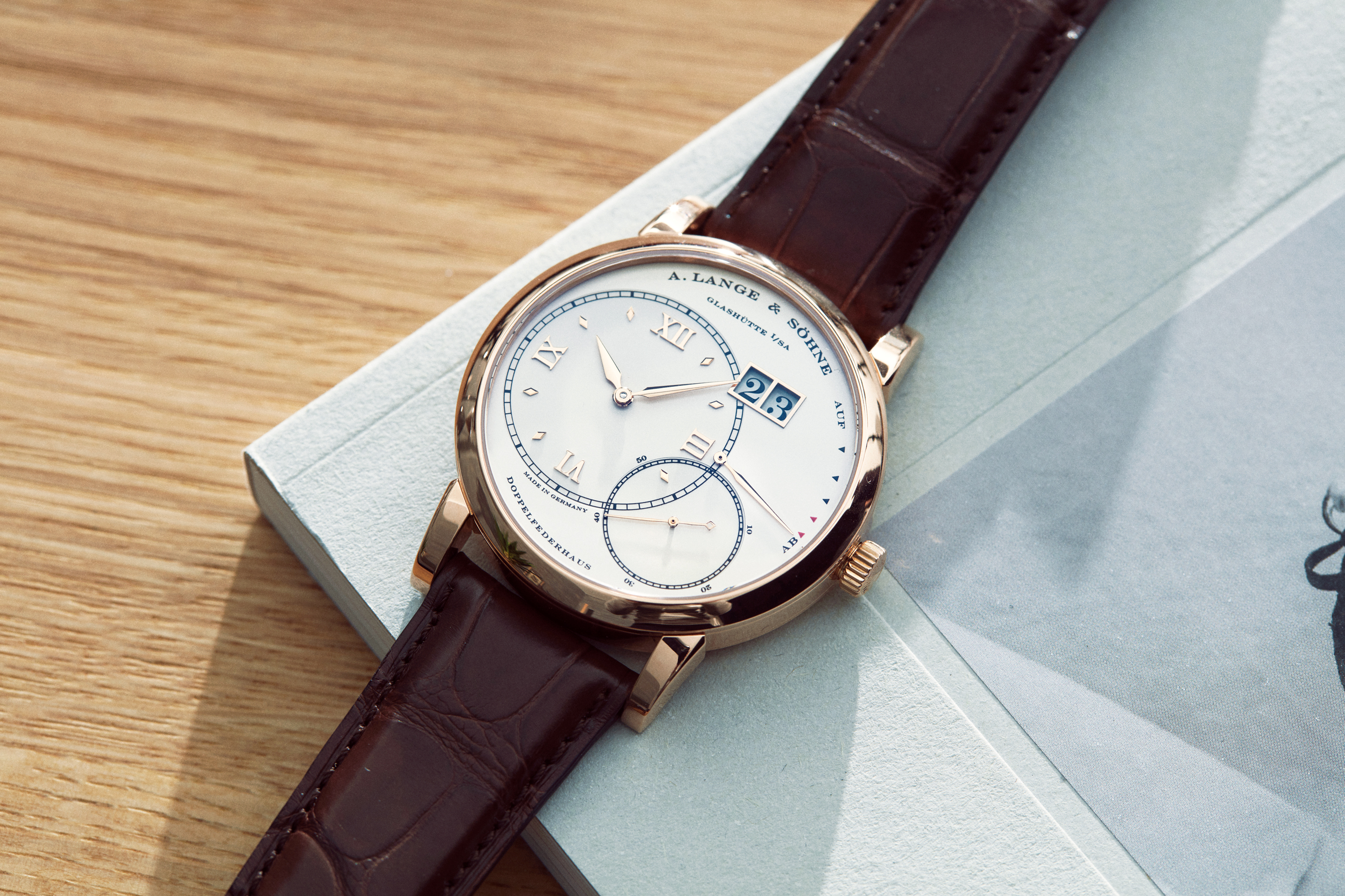 Mechanical Luxury Watches: The Analog Counterpart in a Digital World