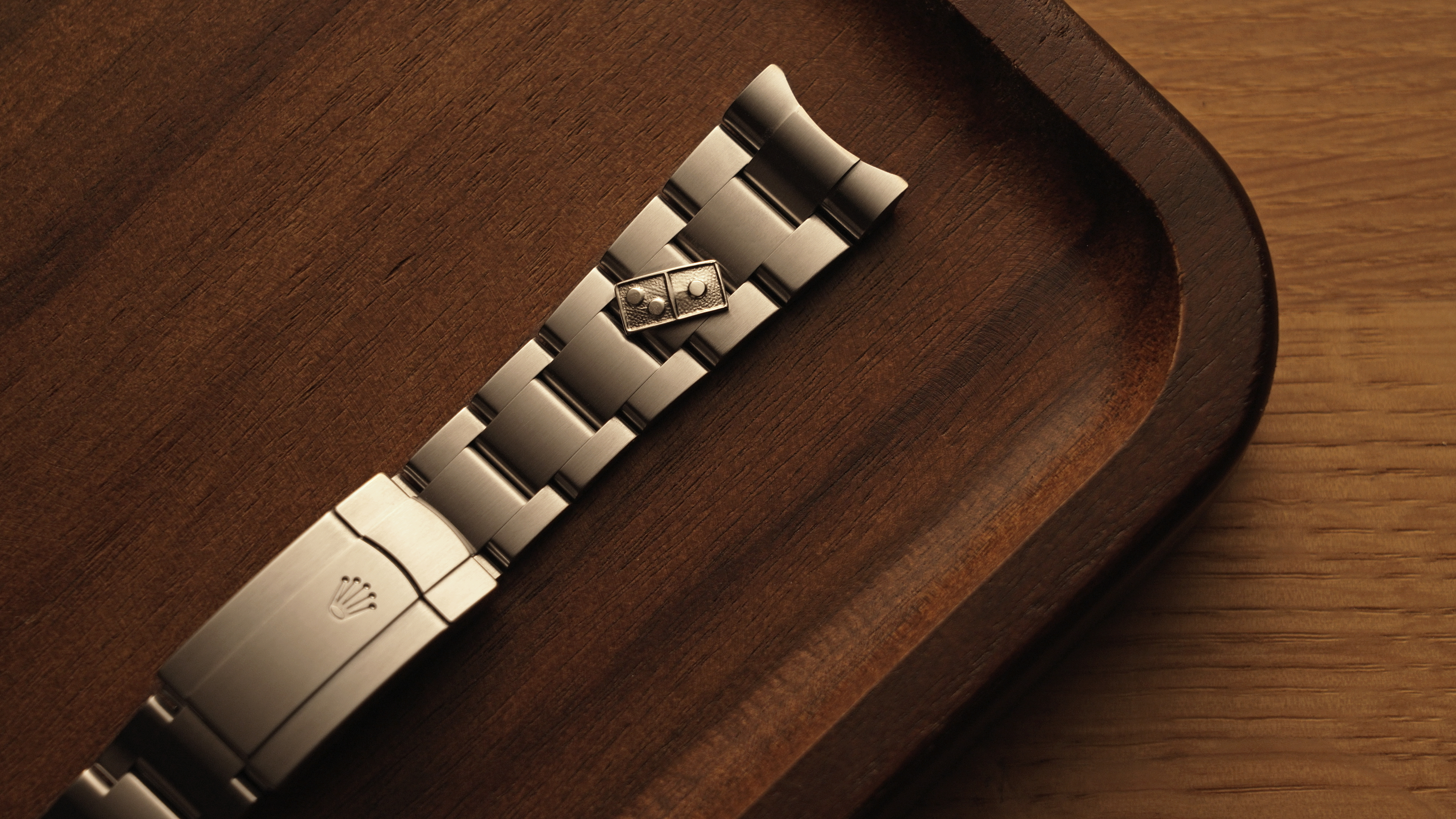 Exploring the Domino s Rolex Co Branding Legacy CHRONEXT