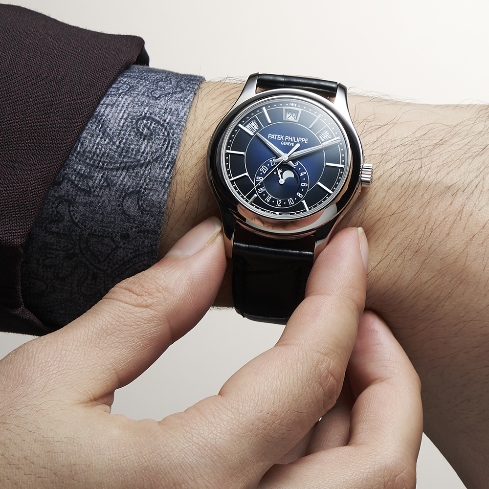 A Look at the Market for Pre-Owned Luxury Watches in 