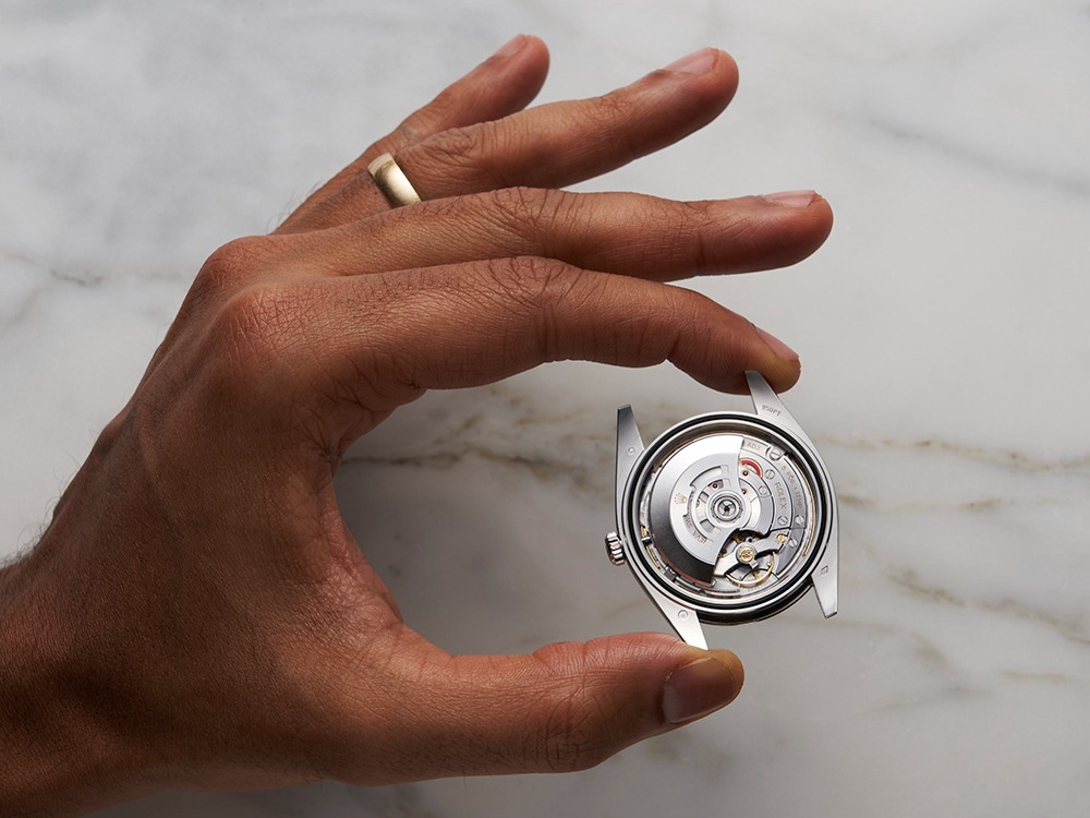 How Does a Mechanical Watch Work?