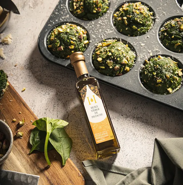 Muffins aux épinards et huile vierge de pistache par Huilerie Beaujolaise