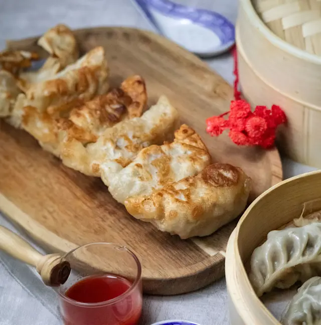 Les raviolis grillés au porc par Tafa