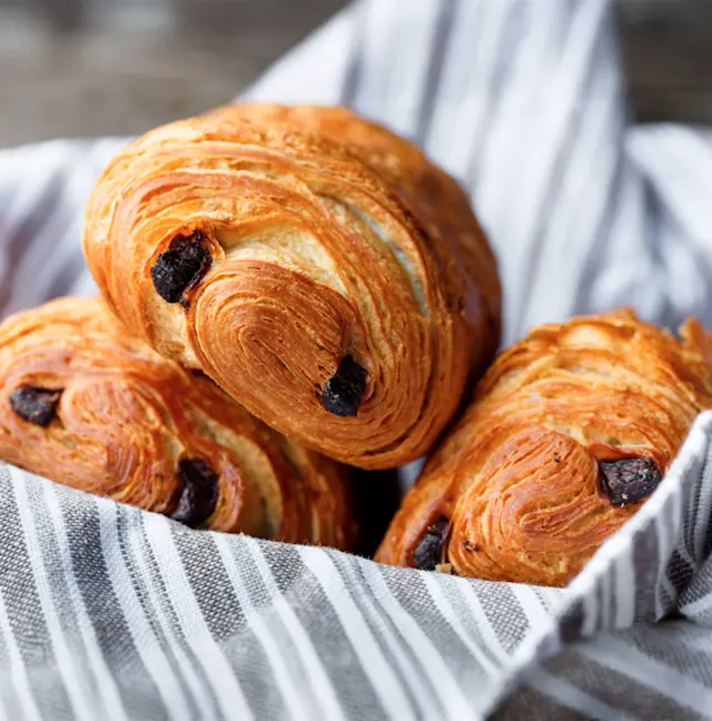 Le pain au chocolat, plaisir feuilleté du matin