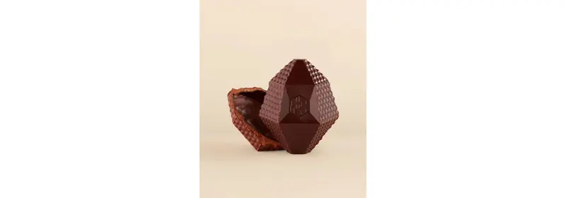 Œuf facetté Le Chocolat Alain Ducasse aux Galeries Lafayette Le Gourmet