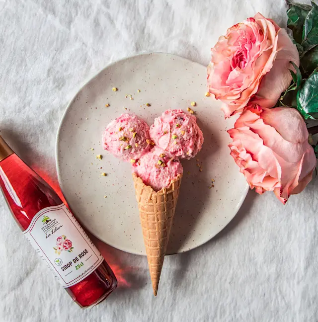Glace au sirop de rose par Terroirs du Liban