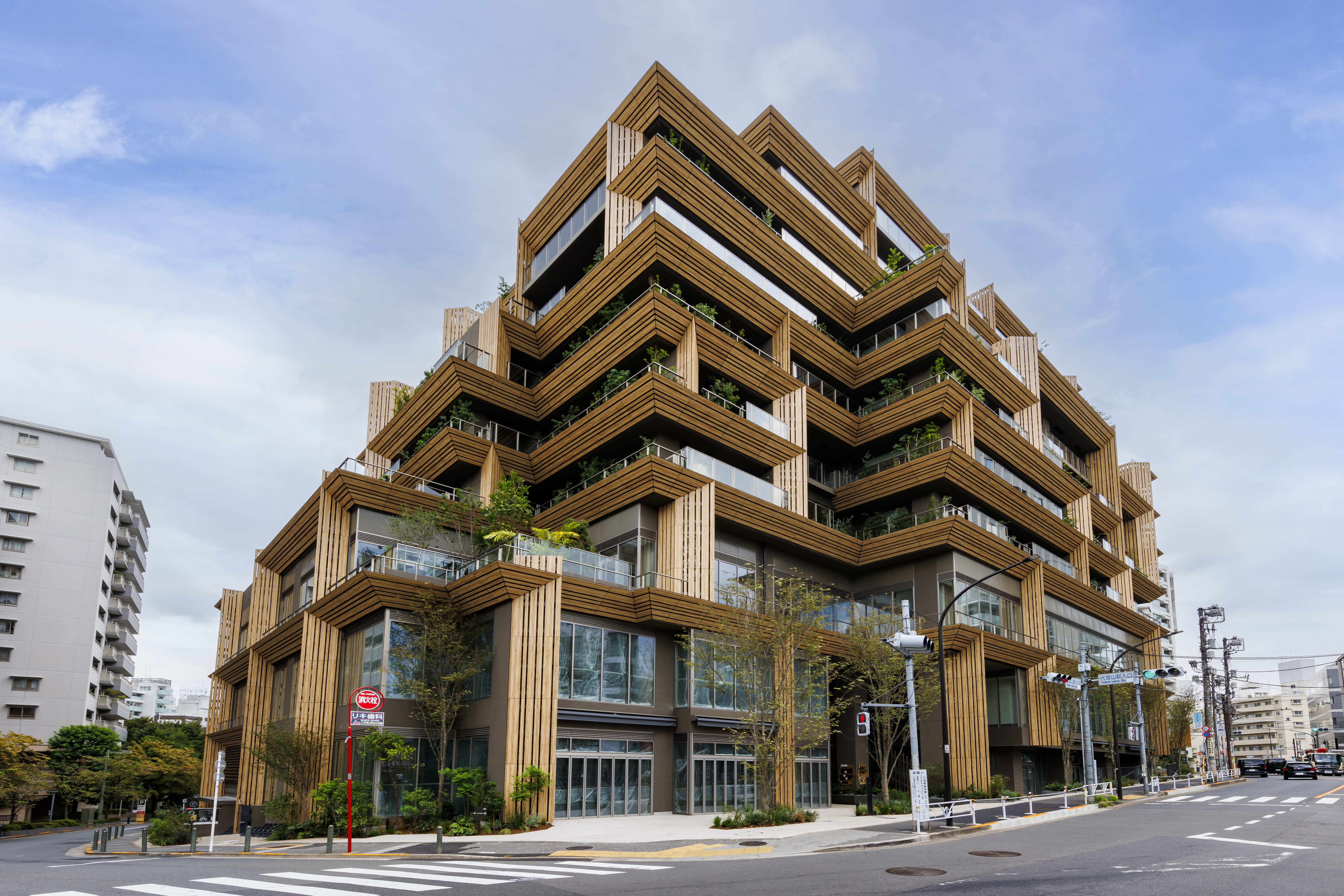 RYDE株式会社、本社オフィスを「フォレストゲート代官山」に移転