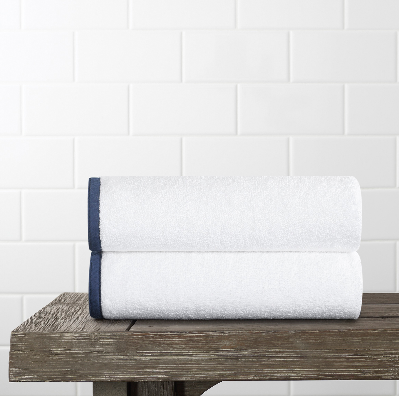 White/Navy Signature Framed Hand Towels (Pair) | Boll & Branch ®
