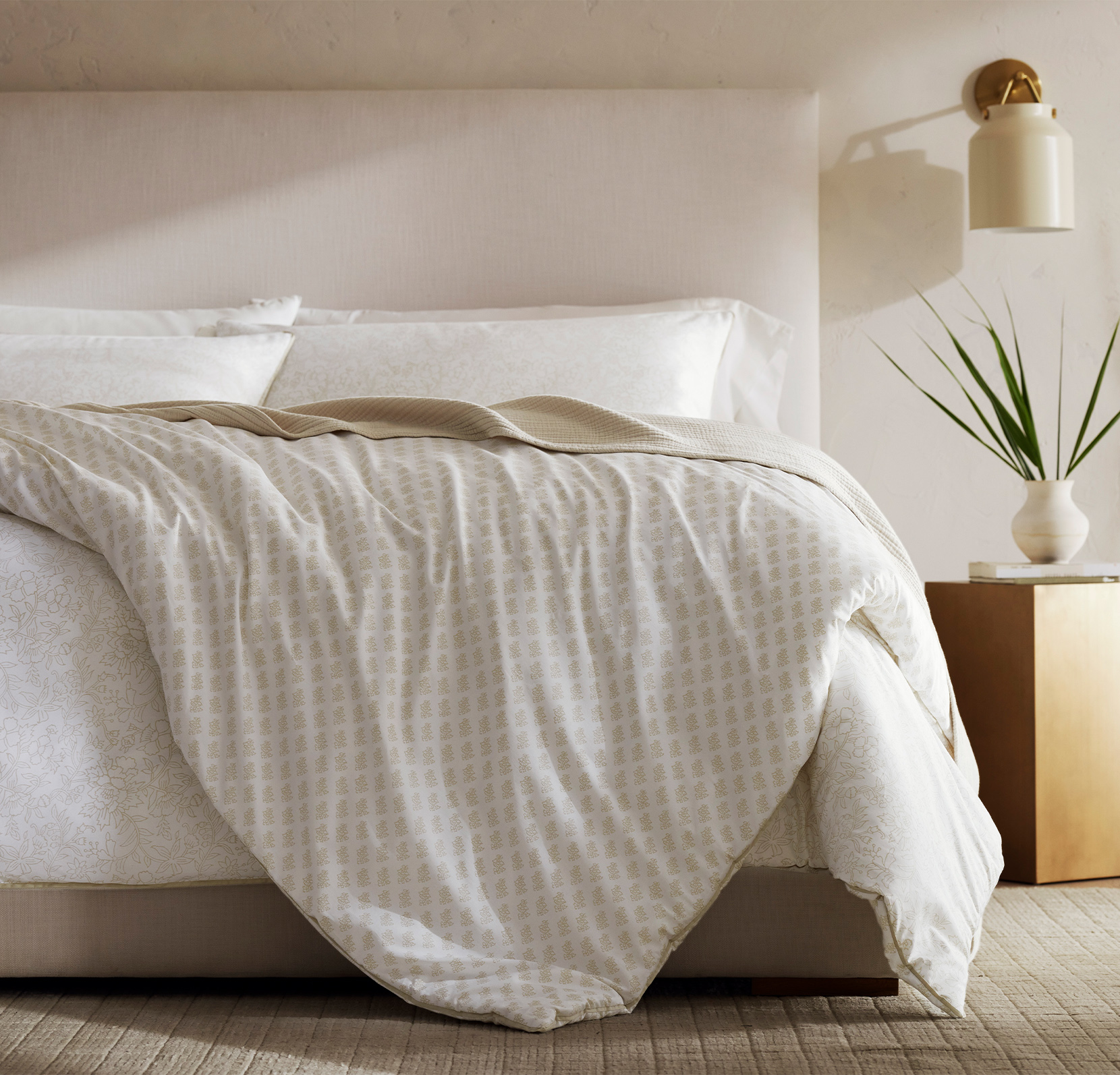 SandMeadowMarigold_ComforterSet_Lifestyle2_06102024 (1).jpg Signature Comforter Starter Bundle - Slide 18