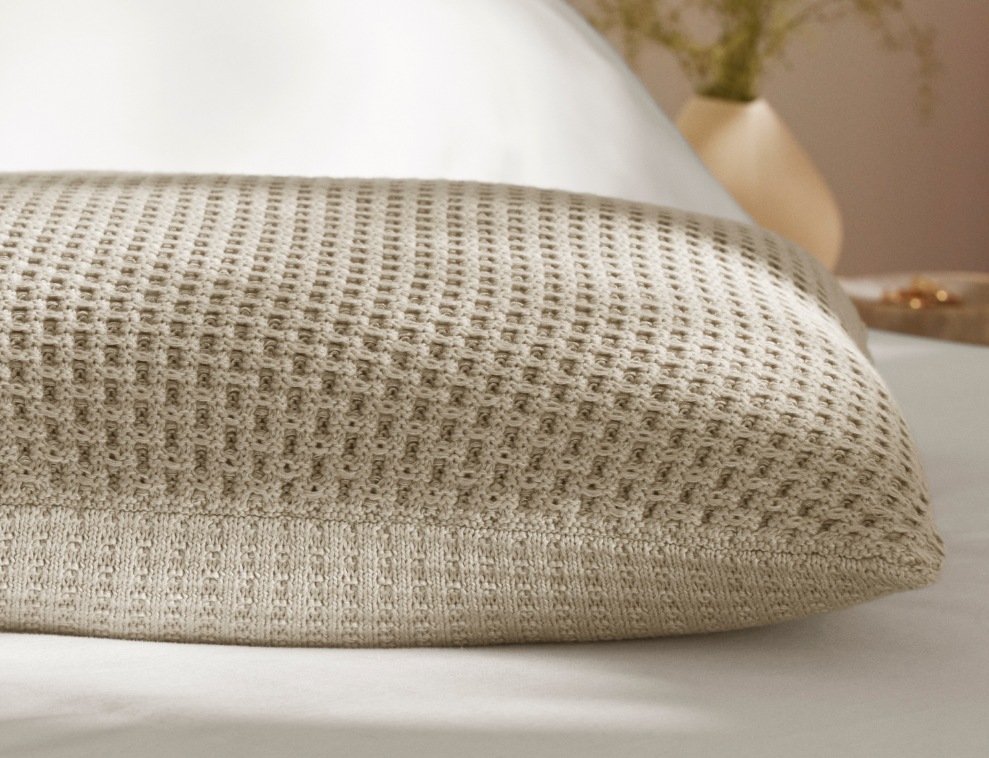 Middle Module 1 - Honeycomb Mosaic Knit Pillow Cover