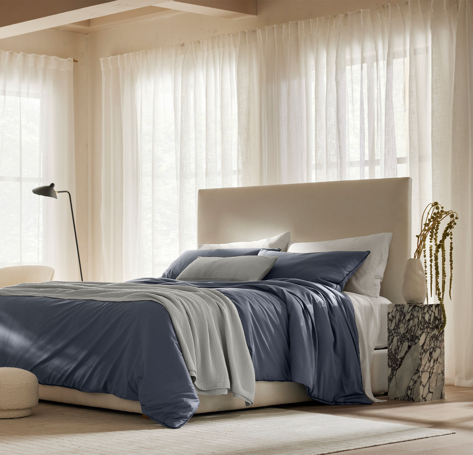 Mineral_Signature_ComforterSet_Lifestyle1_06102024 (1).jpg Signature Comforter Starter Bundle - Slide 11