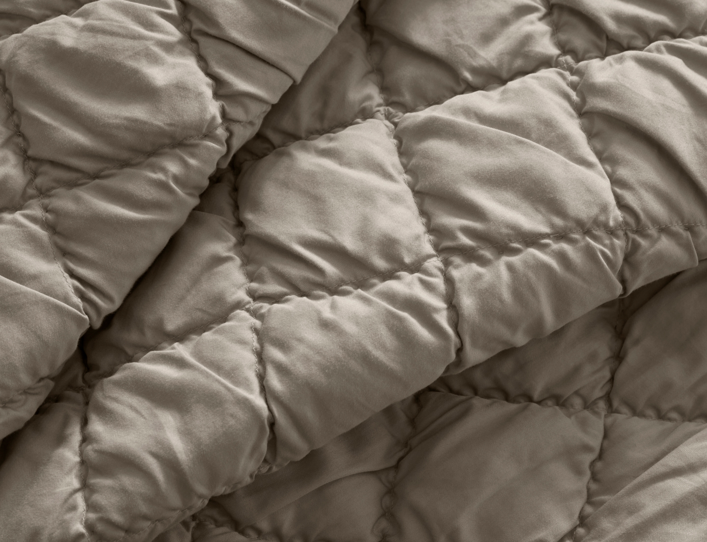 Middle Module 1 - Signature Handstitched Cloud Comforter Set