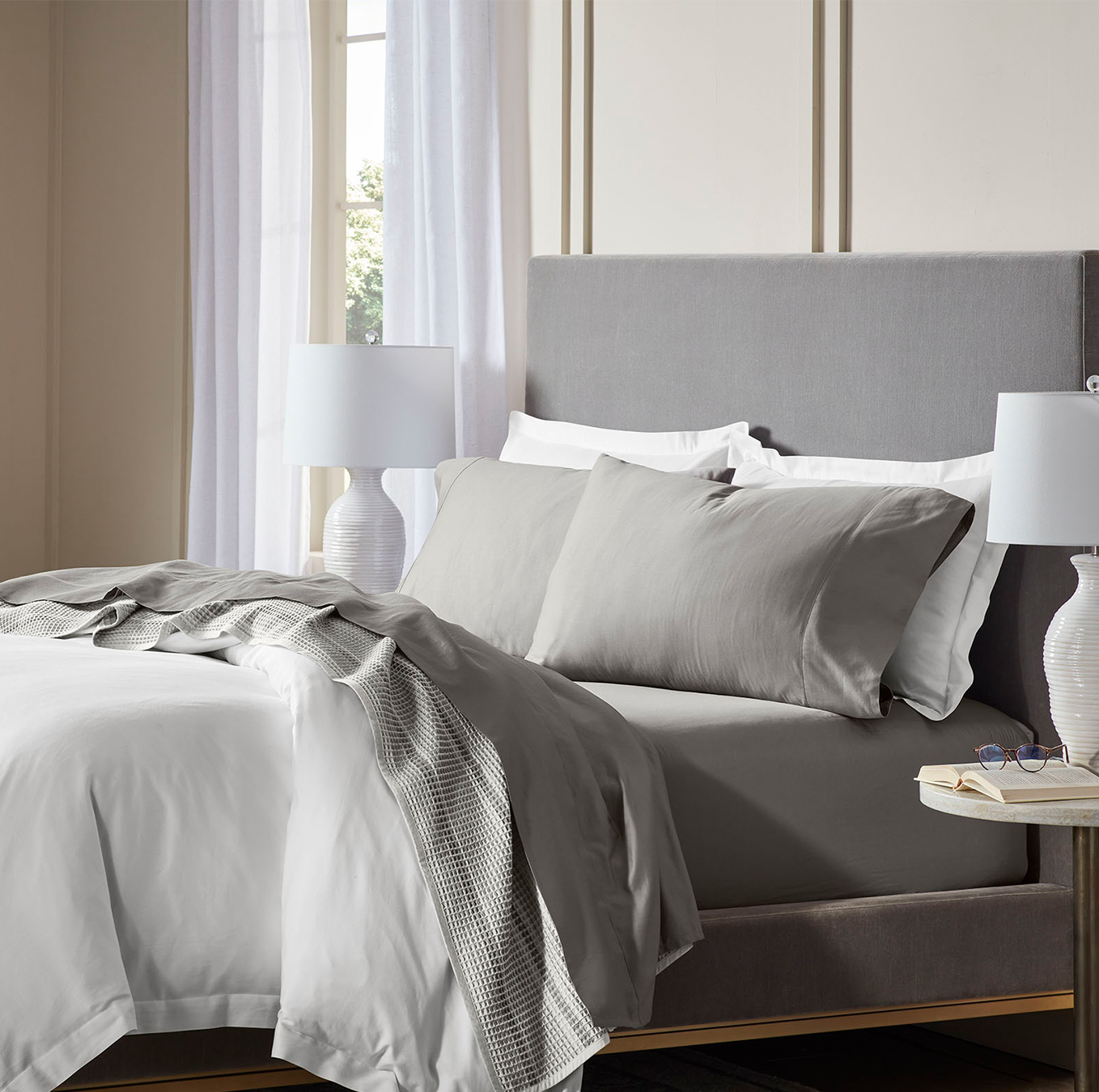 Flat vs Fitted Bed Sheets: Why You Need Both - Boll & Branch