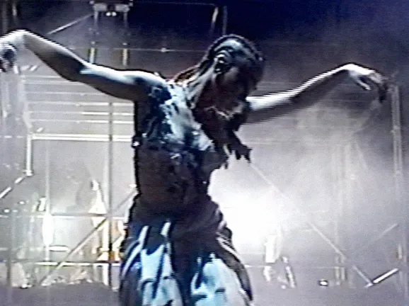 Cover image for FKA twigs video embed