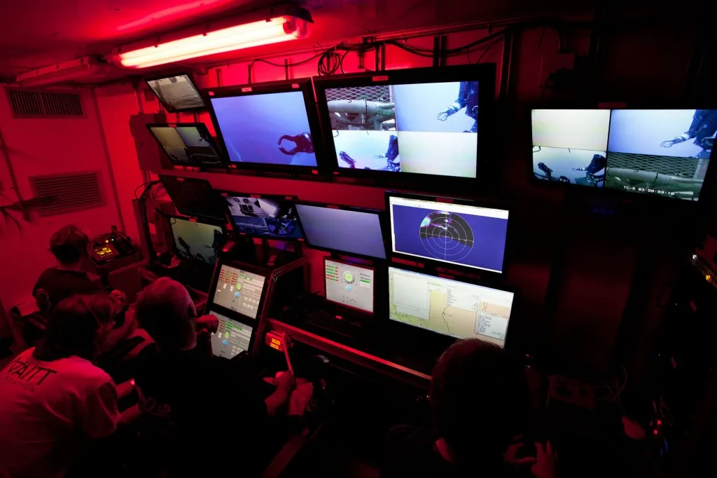 Inside a Doer Marine control room.