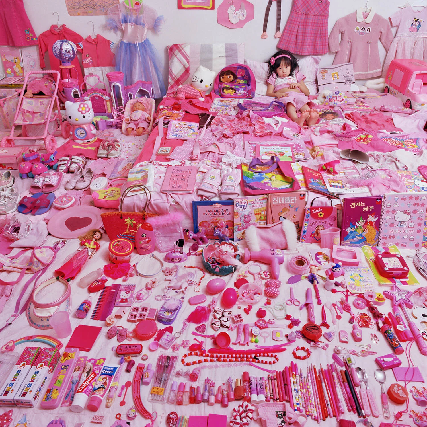 The Pink Project I - Seowoo and Her Pink Things, Light jet Print, 2005 ©JeongMee Yoon