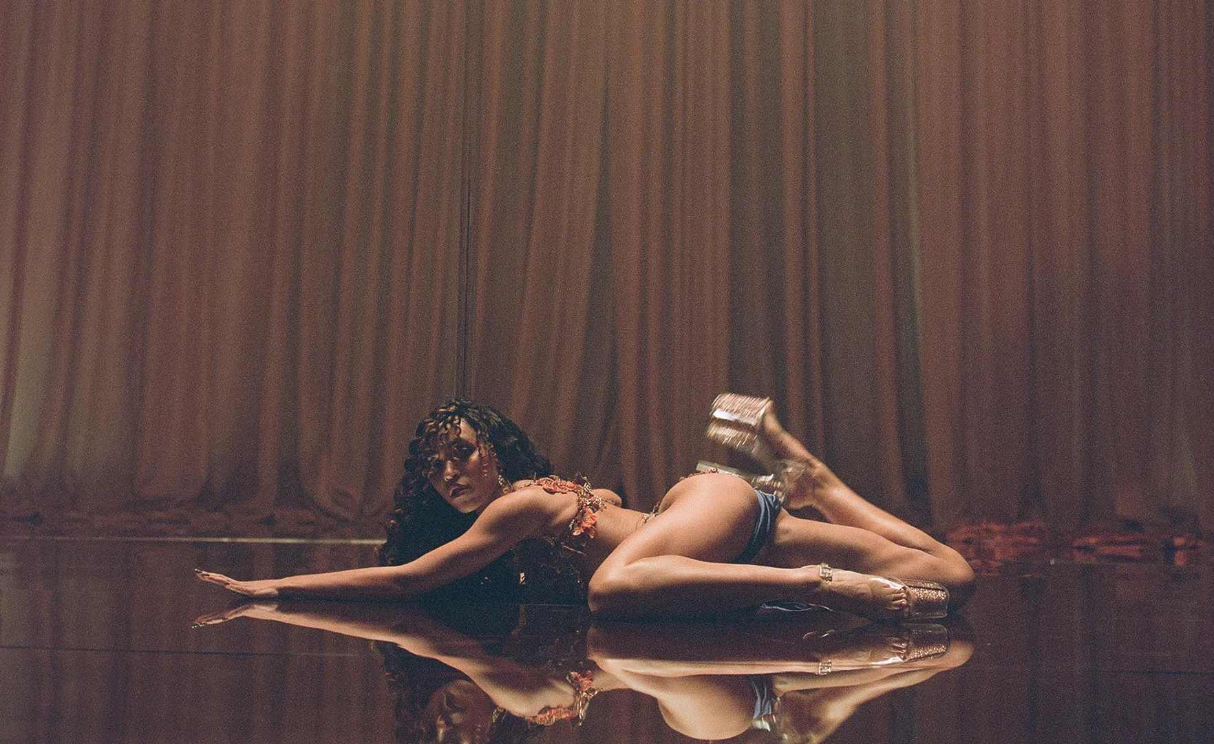 Cover Image - FKA twigs