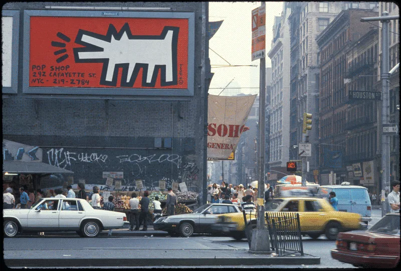 Pop Shop Billboard, New York, 1986 Tseng Kwong Chi photograph © Muna Tseng Dance Projects, Inc., New York Keith Haring artwork © Keith Haring Foundation, New York
