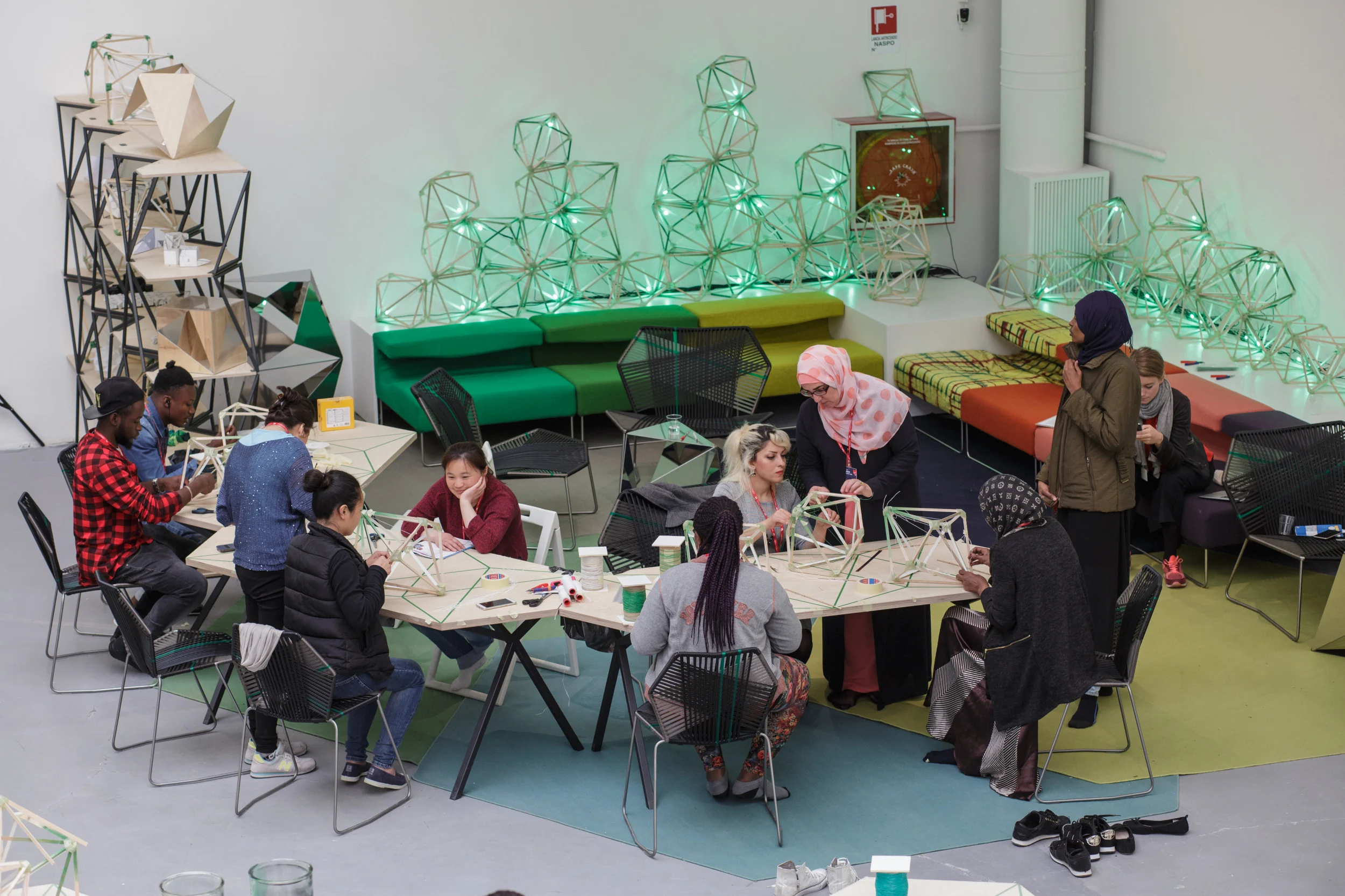 Green light – An artistic workshop. In collaboration with Thyssen-Bornemisza Art Contemporary, 2016. 57th International Art Exhibition of La Biennale di Venezia VIVA ARTE VIVA, 2017. Photo by Damir Zizic