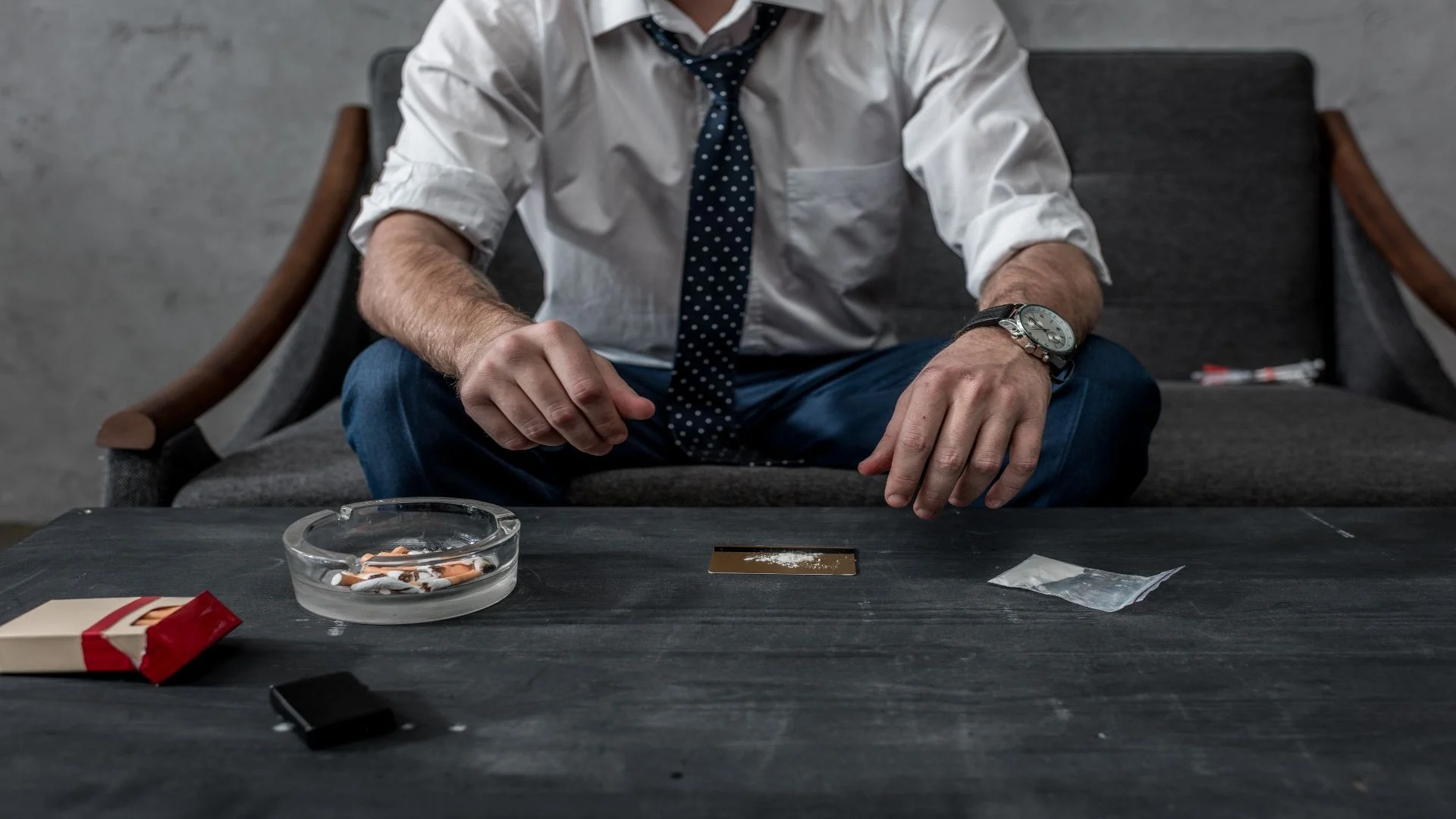 cropped-shot-of-businessman-with-drug-addiction-pr-2024-11-17-11-40-26-utc