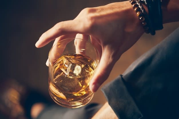DAS EDGE Drinking-Alcohol-Every-Day
