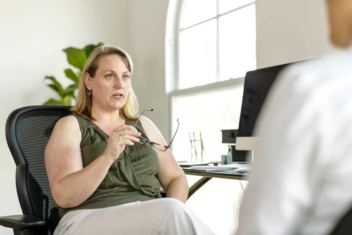 EMDR: EMDR specialist discussing options with patient