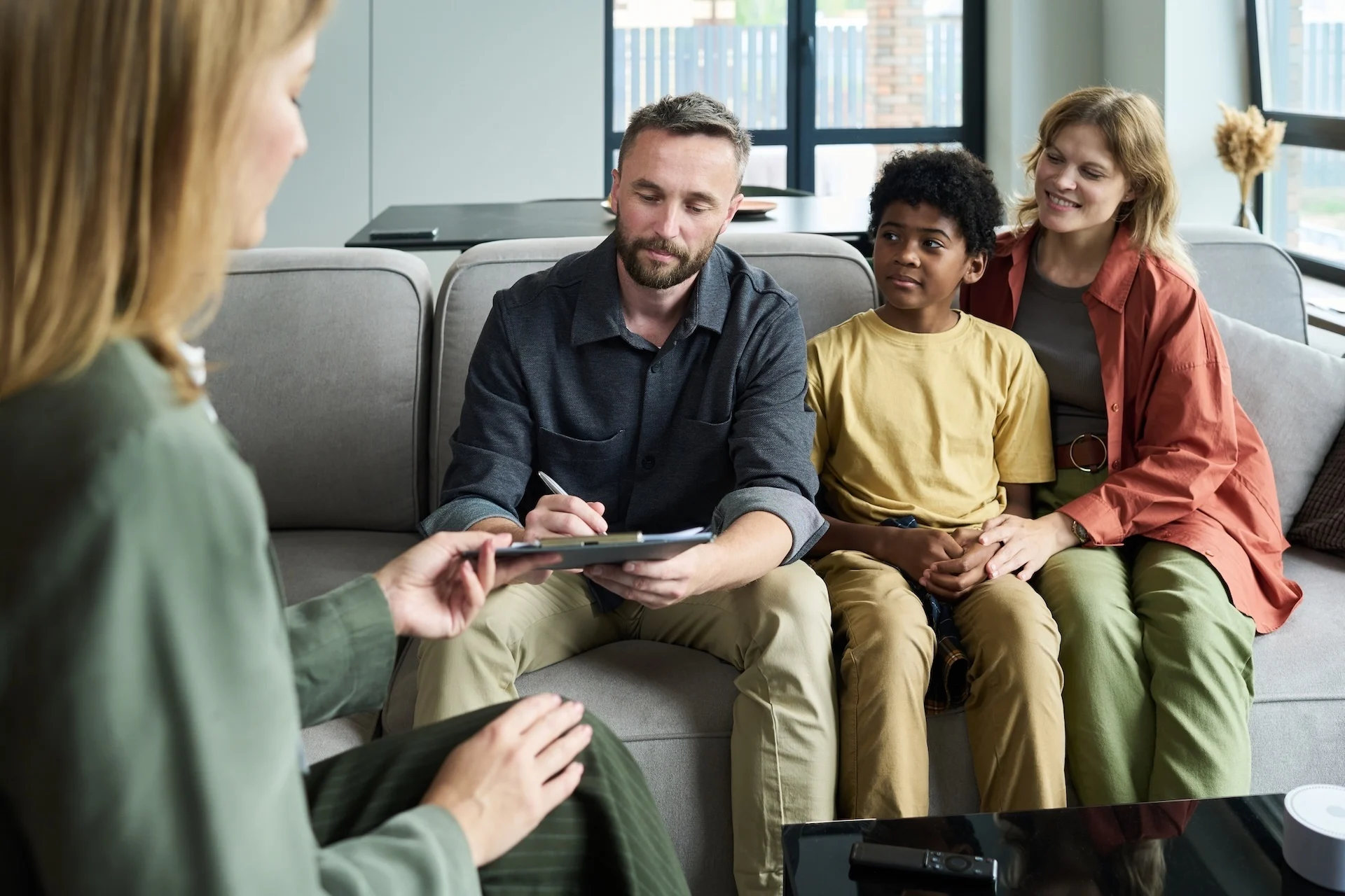 engaging-in-family-therapy-session-in-comfortable-2024-11-29-00-07-12-utc