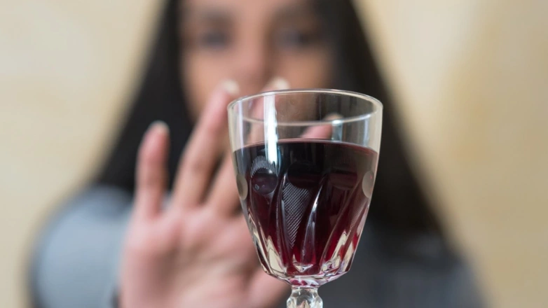 Drinking on Your Period: Why it’s Best to Avoid Alcohol During Periods