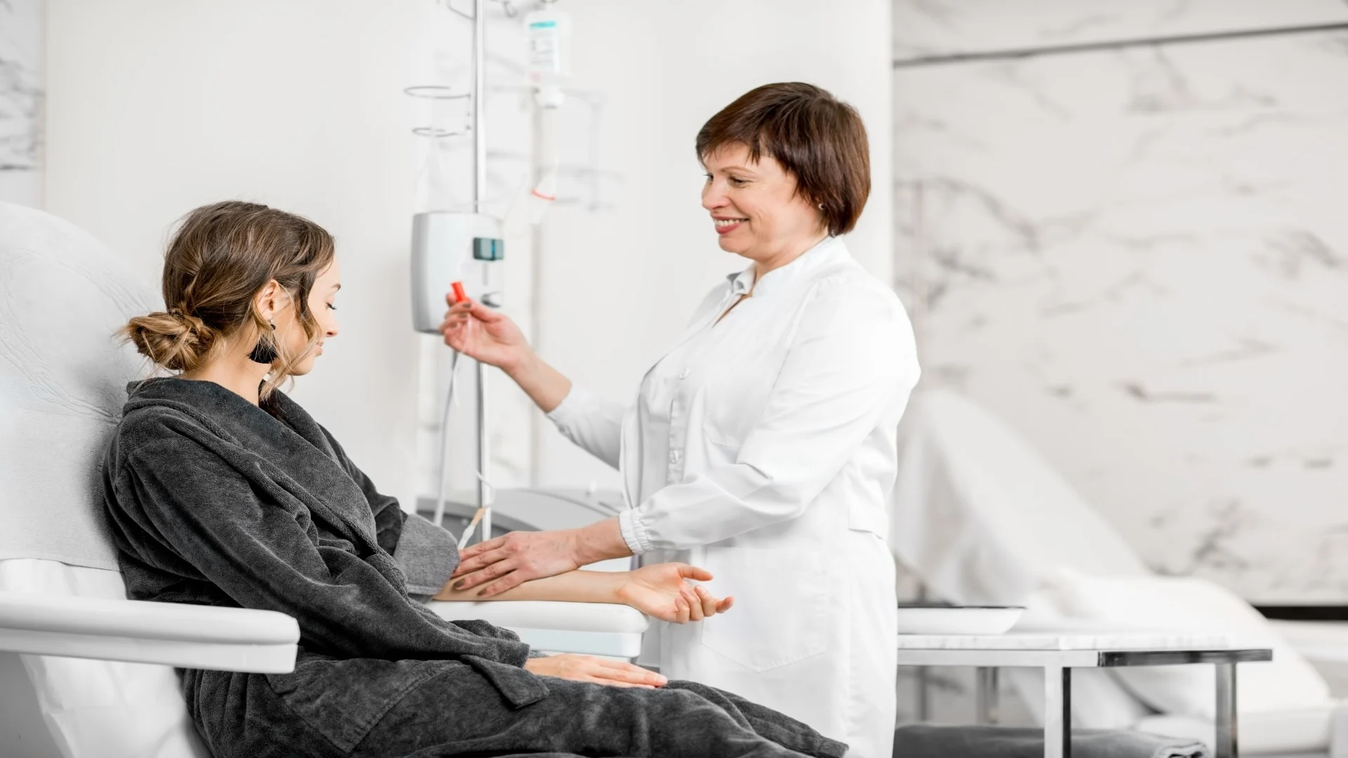 doctor-with-patient-during-the-blood-purification-2025-03-15-23-52-37-utc