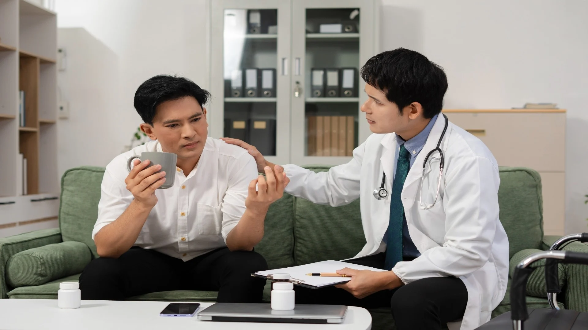 stressed-male-patient-are-treated-by-a-psychologis-2025-05-20-03-45-21-utc