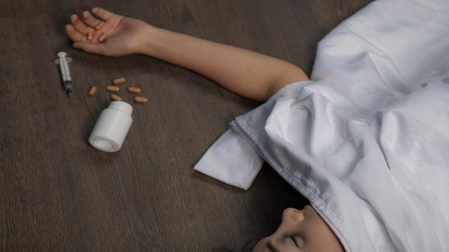 What Are Benzodiazepines? Understanding Their Effects, Risks, and the Path to Recovery