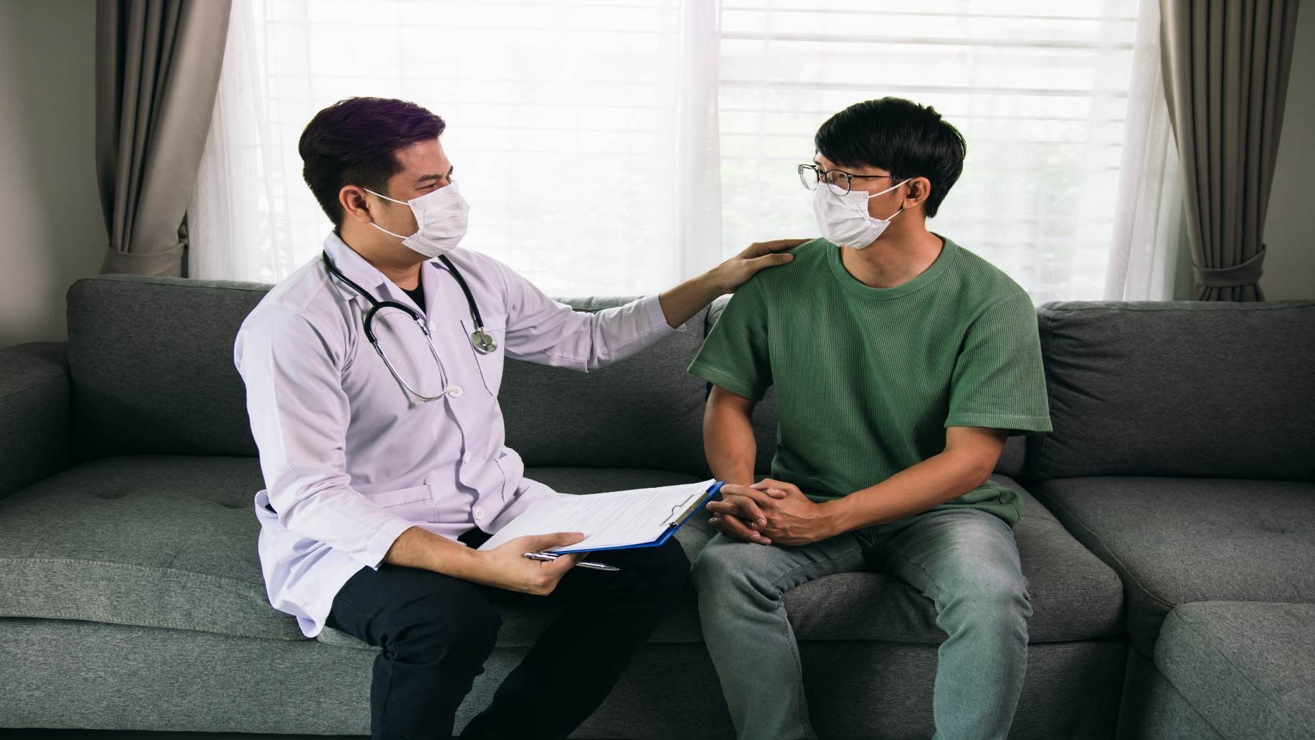 doctor-visit-patients-2024-12-04-16-49-32-utc