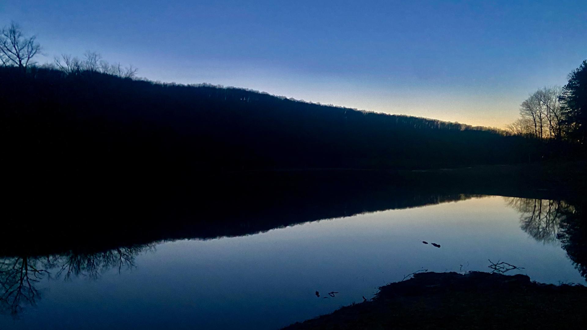 Cover Image for Shawnee SP Lake at Dawn