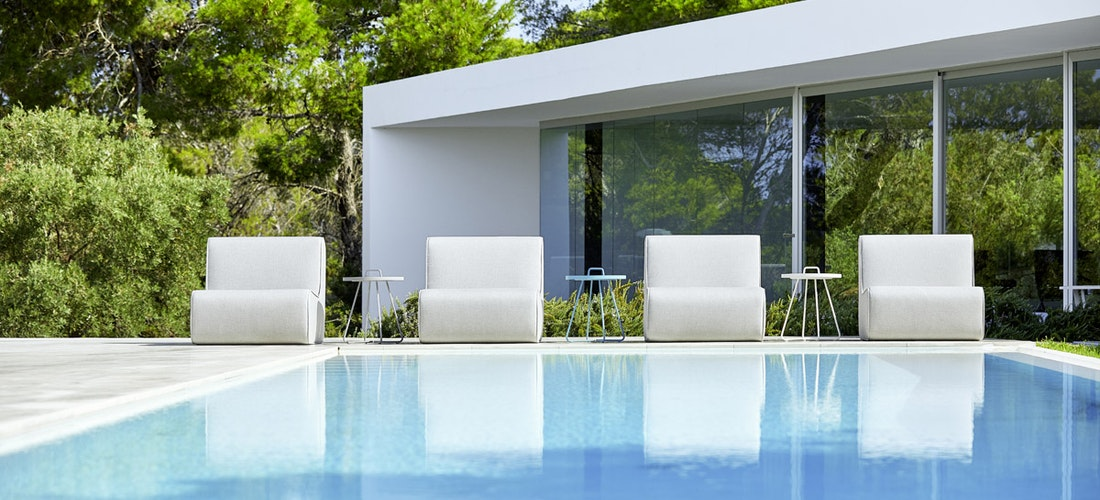 Dekkstol Hvit: Din Guide til Perfekt Avslapning