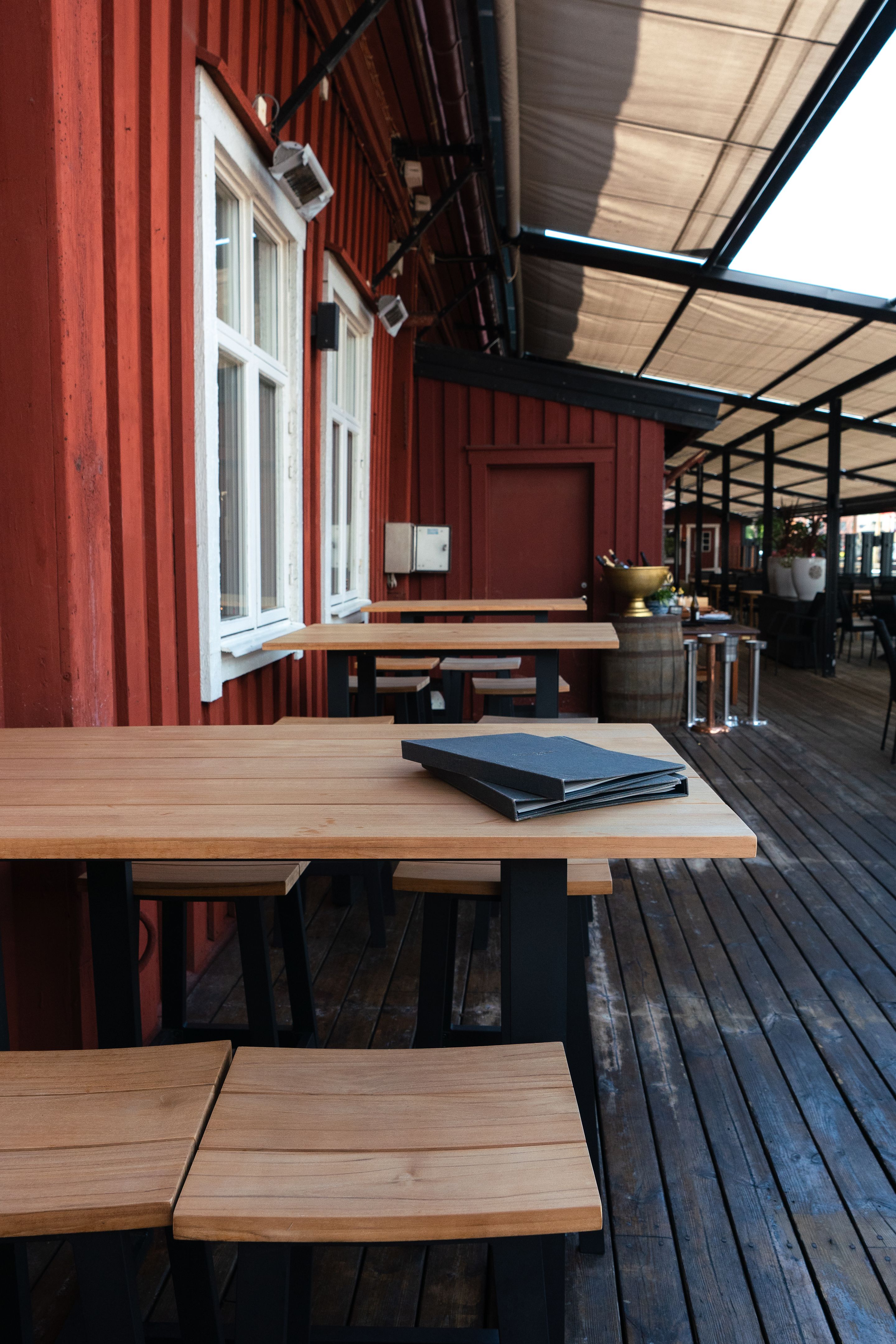 Sjömagasinet - Long Island barbord och barstolar