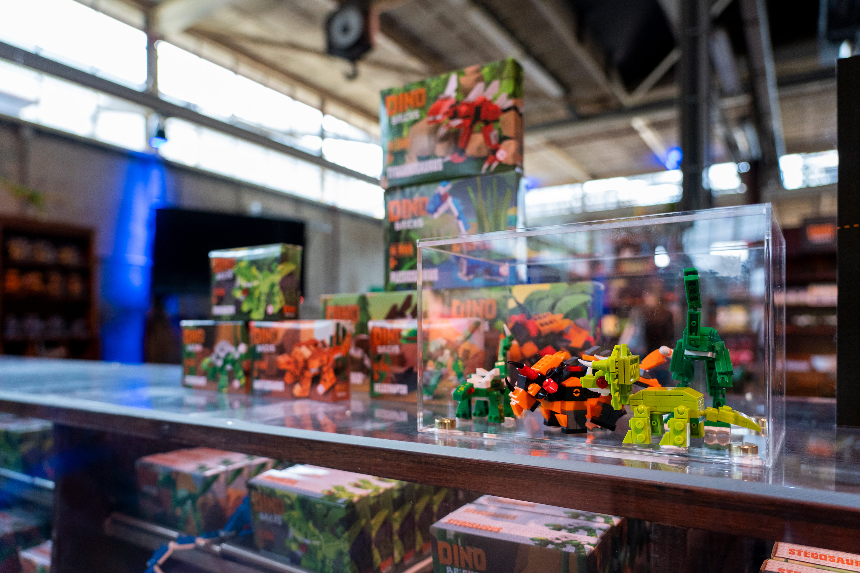 Bouw thuis je eigen dino