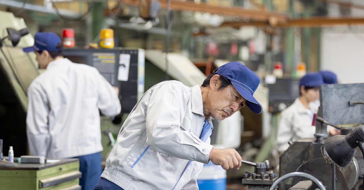 生産技術と製造技術の違いとは?役割・仕事内容からキャリアパス、DXの影響まで解説