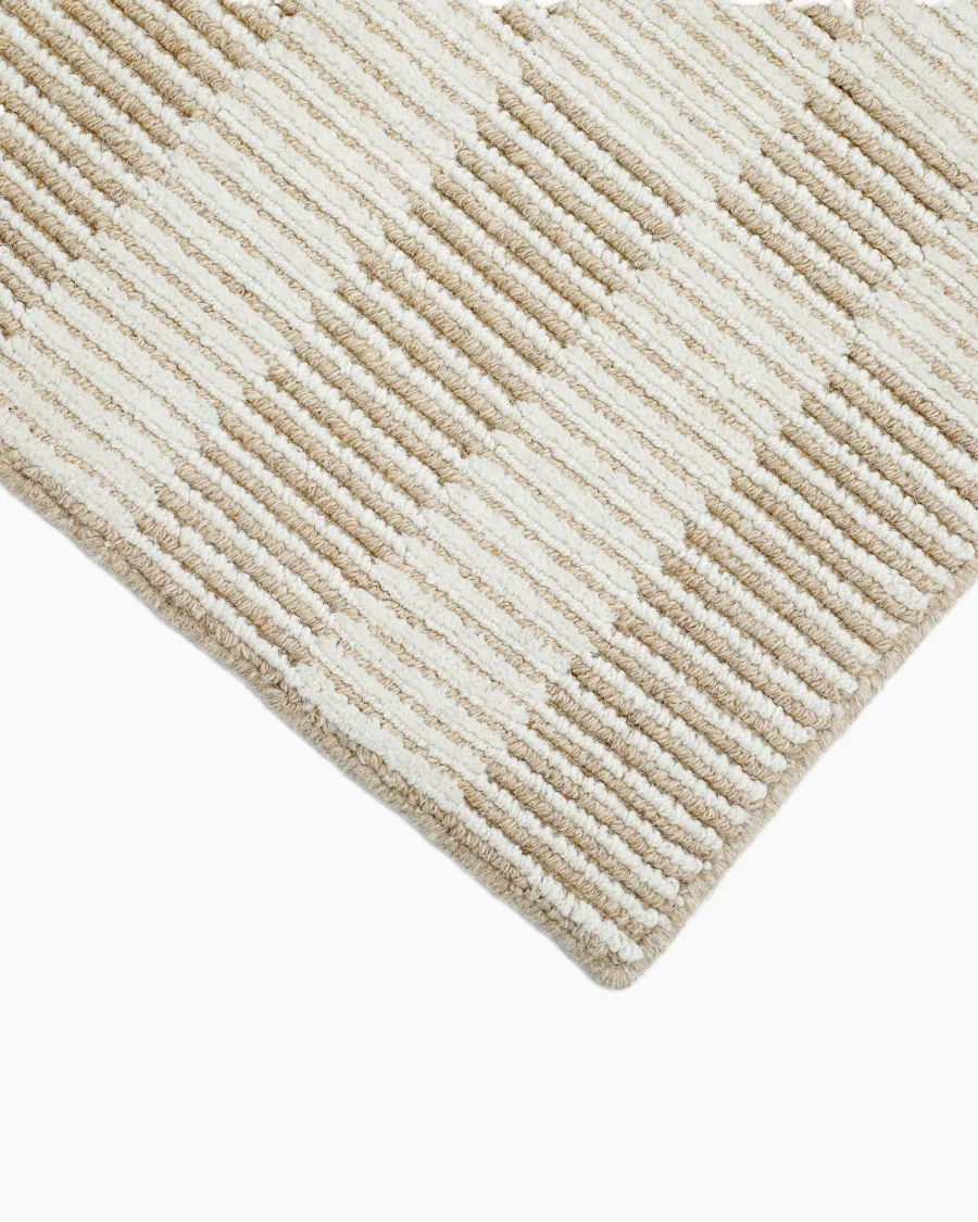 Cove Rug JPR 9016 SND Corner Image