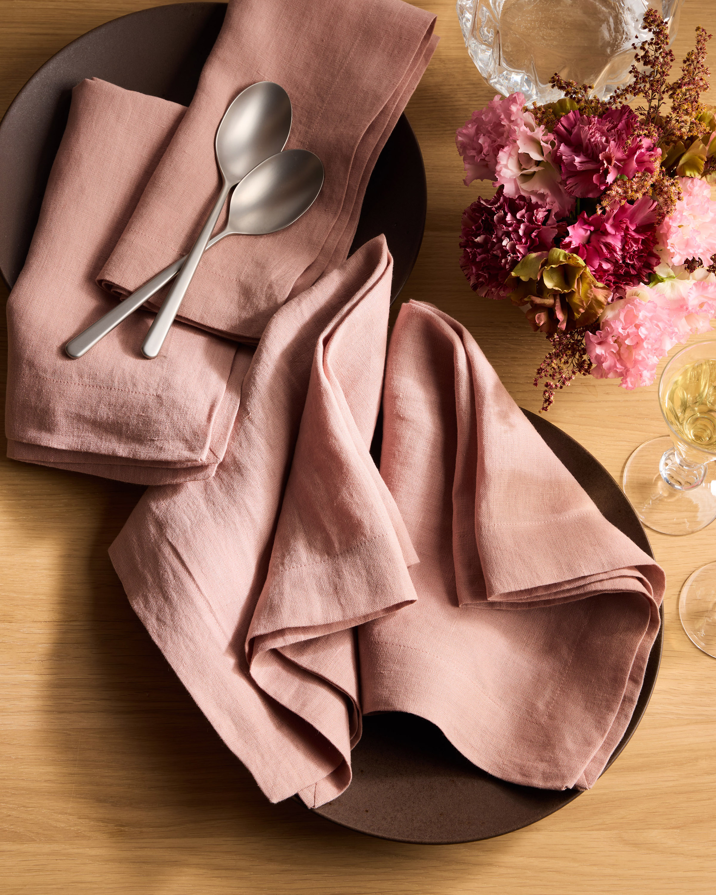 European Linen Everyday Napkins (Set of 4) - thumbnail 2
