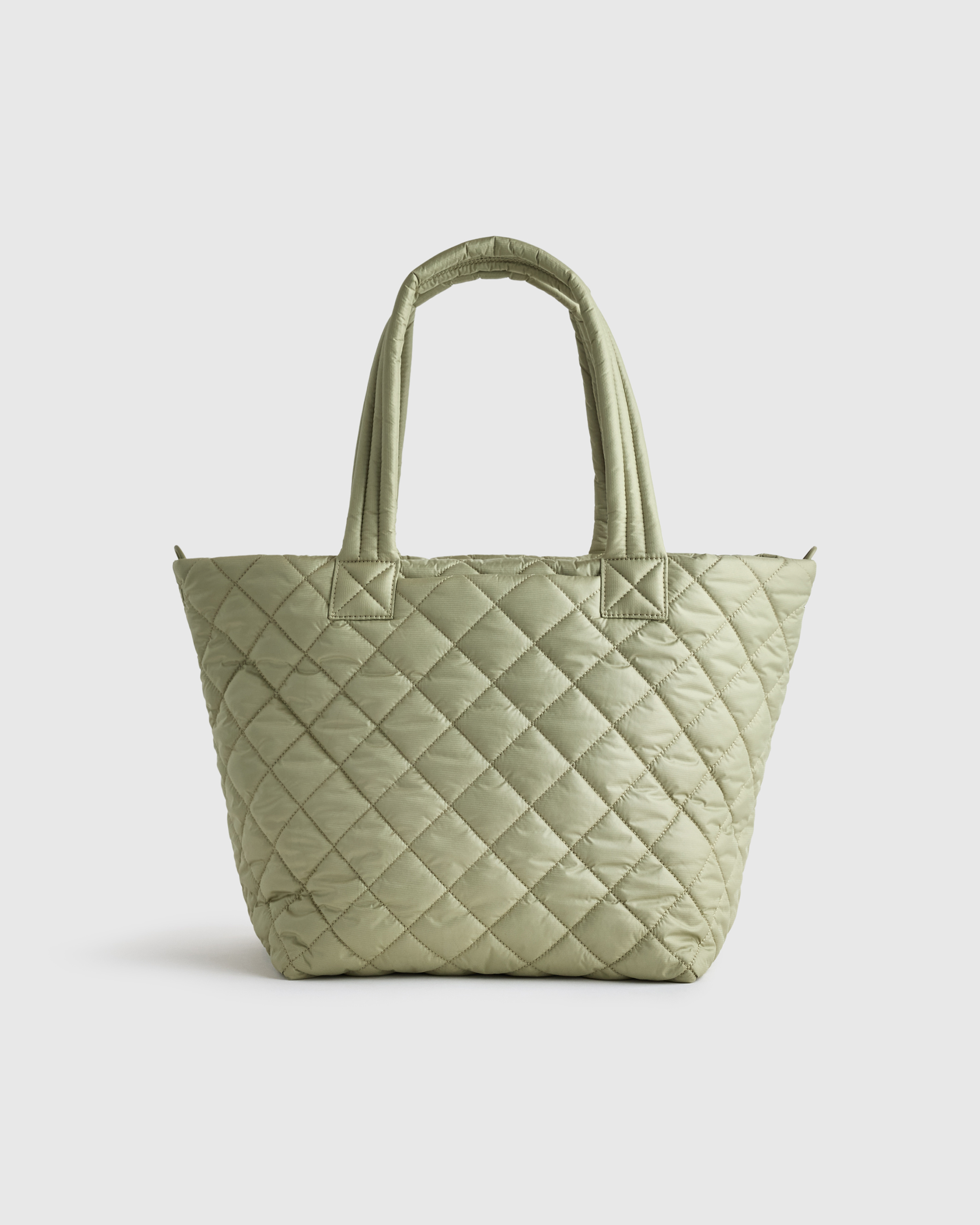 Transit Quilted Carry-All Tote in Charcoal
