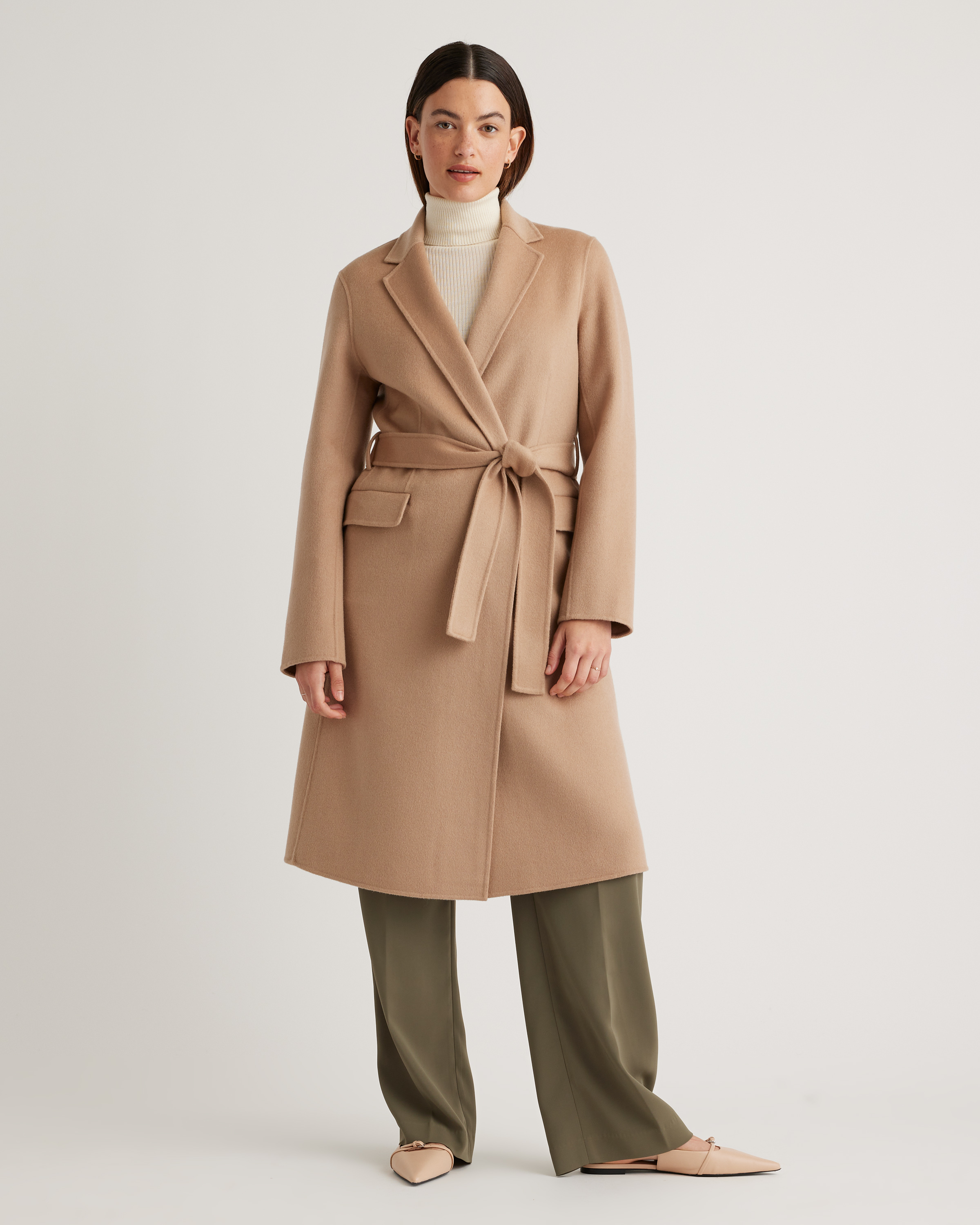 VGold wool and cashmere coat