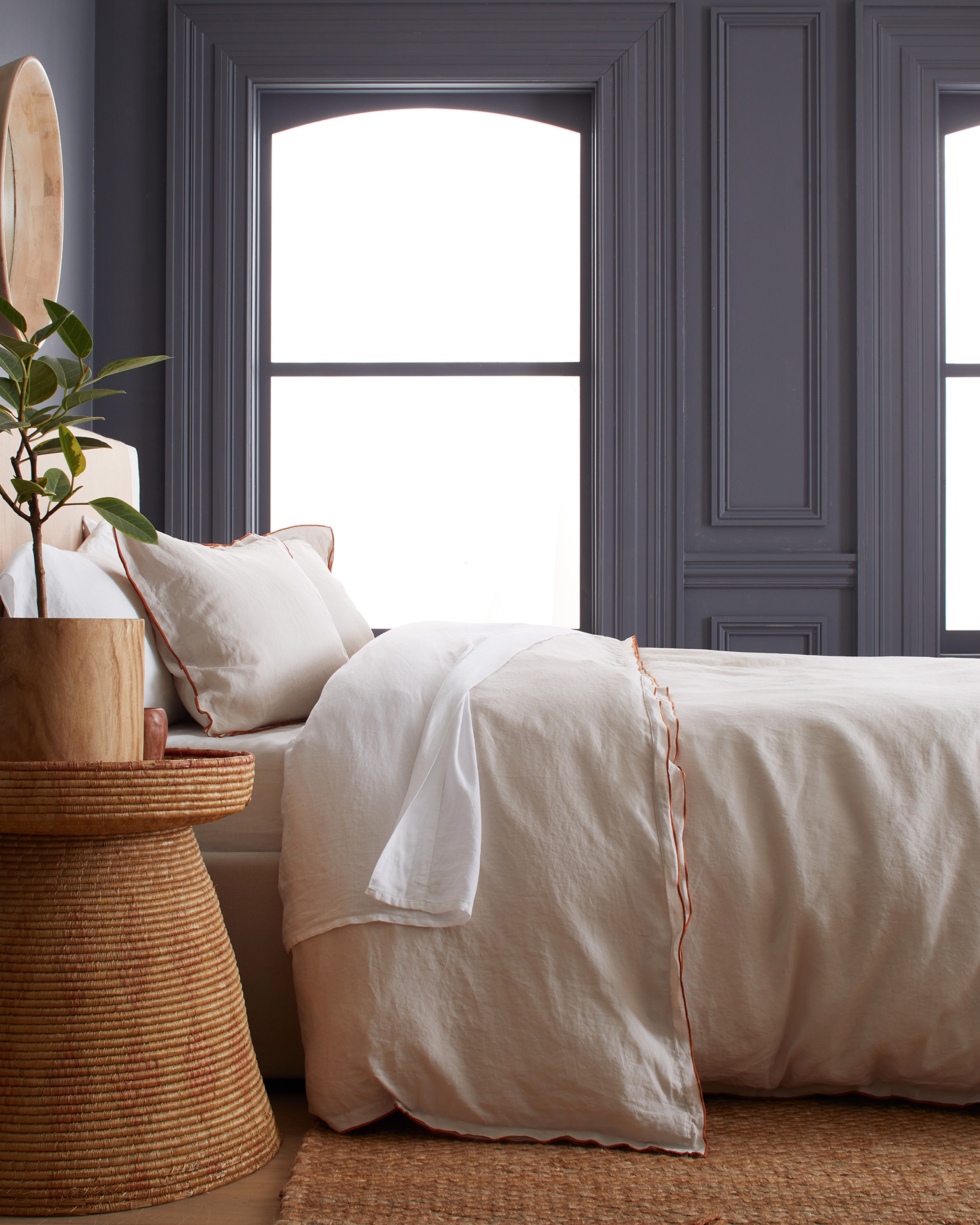 European Linen Double Embroidered Edge Duvet Cover Set - thumbnail 3