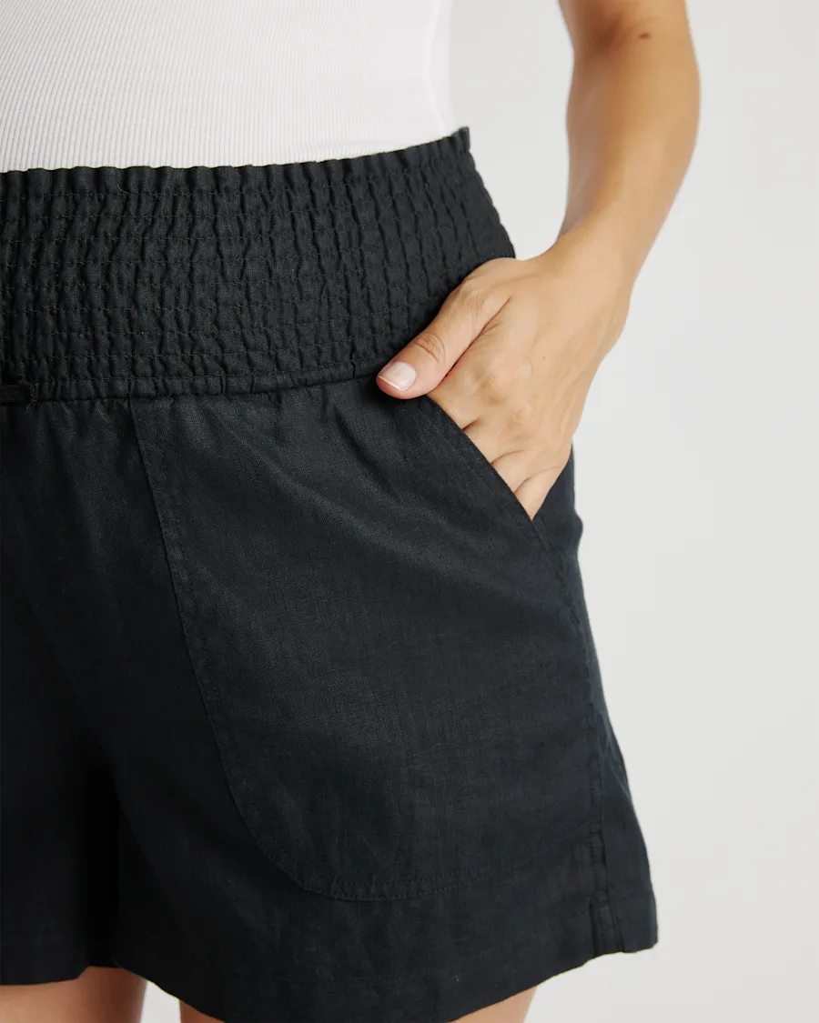 W--111-BLK 0365