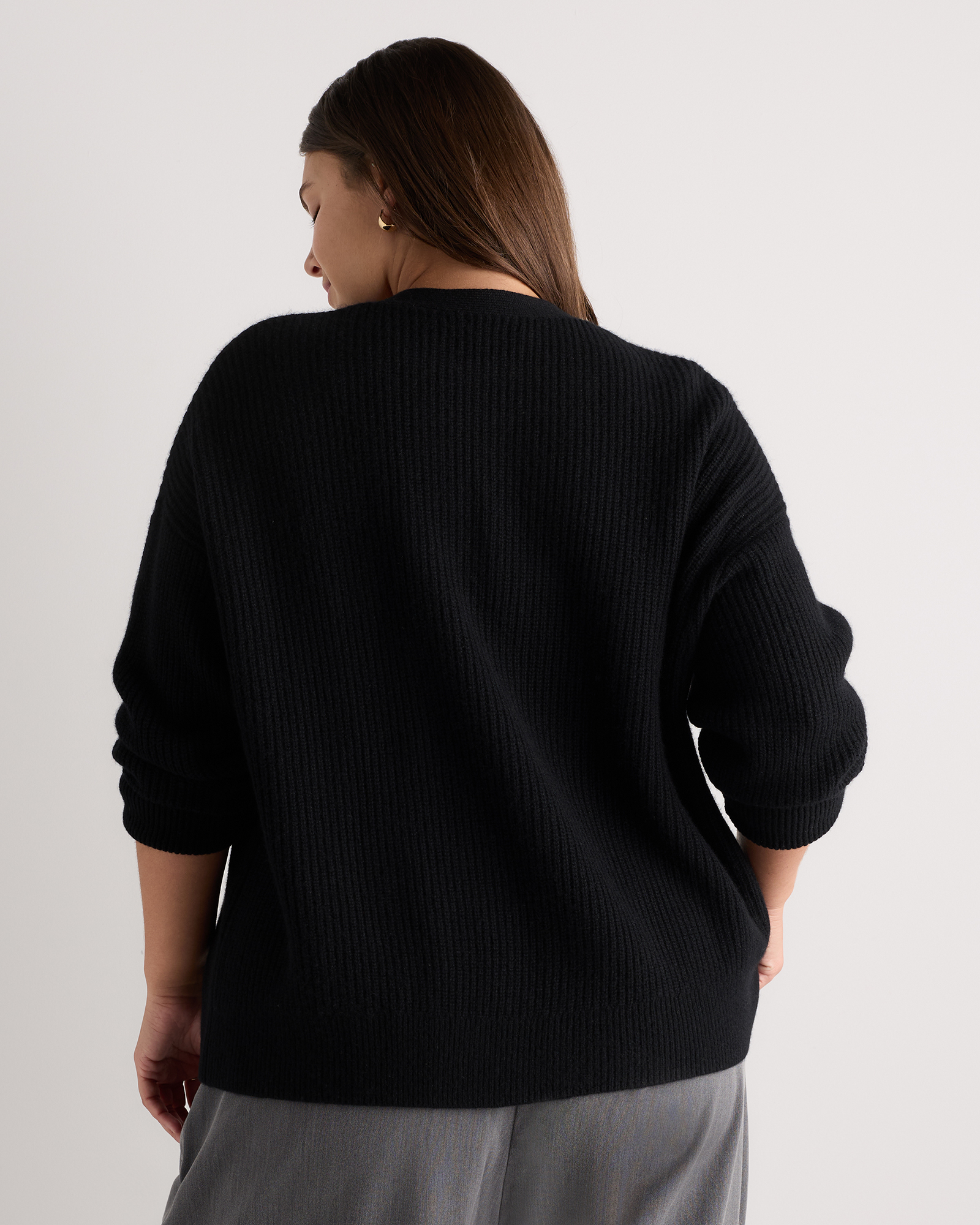 Mongolian Cashmere Fisherman Boxy Cropped Cardigan Sweater in Black